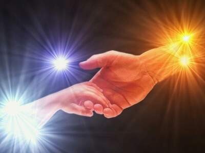 ...Tendimi la mano...